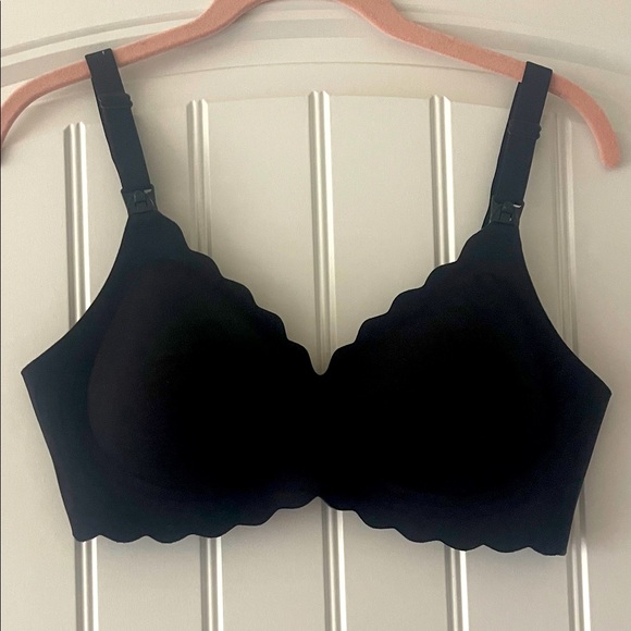 Momcozy Other - Momcozy Black Scalloped Edge Nursing Bra Medium